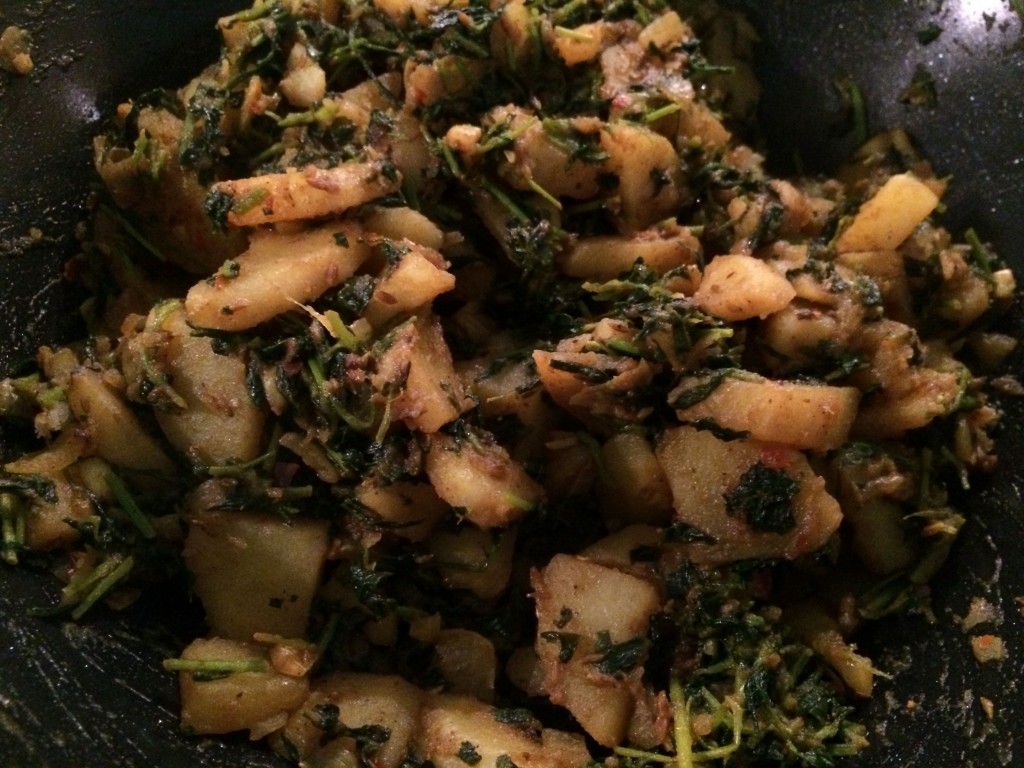 Aloo methi: en herlig kombinasjon av poteter og urter.