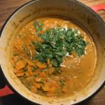 Gajar matar curry – Gulrøtter og erter i mild, aromatisk saus